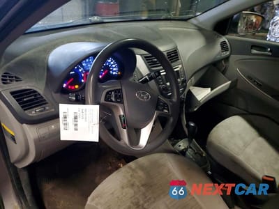 Zdjęcie 8 z 12 samochodu: 2017 HYUNDAI ACCENT SE VIN:KMHCT4AE3HU204345 - miniatura