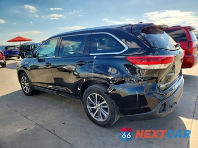 Drugie zdjęcie samochodu z przodu: 2019 TOYOTA HIGHLANDER XLE VIN:5TDJZRFHXKS573838 - miniatura