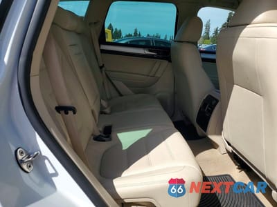 Zdjęcie 10 z 12 samochodu: 2015 VOLKSWAGEN TOUAREG V6 VIN:WVGEF9BP0FD006784 - miniatura