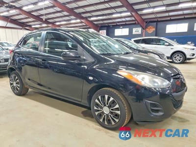 Czwarte zdjęcie samochodu z boku: 2013 MAZDA MAZDA2 VIN:JM1DE1KZ8D0165787 - miniatura