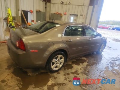 Trzecie zdjęcie samochodu z tyłu: 2011 CHEVROLET MALIBU LS VIN:1G1ZB5E17BF358432 - miniatura