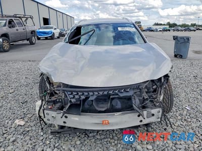Piąte zdjęcie samochodu w środku: 2019 LEXUS UX 250H VIN:JTHU9JBH8K2002083 - miniatura