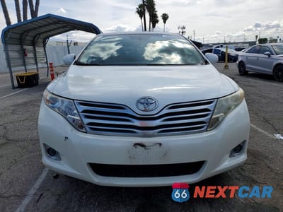 Piąte zdjęcie samochodu w środku: 2010 TOYOTA VENZA FWD V6 VIN:4T3ZK3BB2AU032799 - miniatura