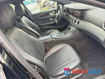 Zdjęcie 8 z 10 samochodu: 2022 MERCEDES-BENZ E 350 4MATIC VIN:W1KZF8EB3NB020775 - miniatura