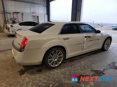 Trzecie zdjęcie samochodu z tyłu: 2011 CHRYSLER 300C VIN:2C3CA6CT1BH523887 - miniatura