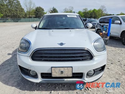 Piąte zdjęcie samochodu w środku: 2019 MINI COOPER COUNTRYMAN ALL4 VIN:WMZYV5C58K3F57929 - miniatura