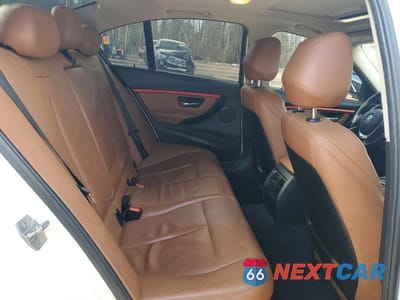 Zdjęcie 10 z 12 samochodu: 2016 BMW 320 XI VIN:WBA8A3C55GK688405 - miniatura