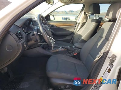 Zdjęcie 7 z 13 samochodu: 2015 BMW X1 XDRIVE35I VIN:WBAVM5C54FVV94177 - miniatura
