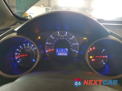 Zdjęcie 9 z 12 samochodu: 2012 HONDA FIT VIN:JHMGE8H37CC010152 - miniatura