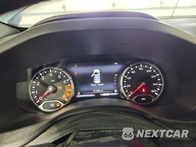 Zdjęcie 9 z 13 samochodu: 2022 JEEP RENEGADE LATITUDE VIN:ZACNJDB19NPN57715 - miniatura