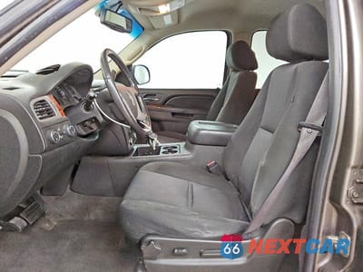 Zdjęcie 7 z 13 samochodu: 2011 GMC YUKON SLE VIN:1GKS2AE00BR273699 - miniatura