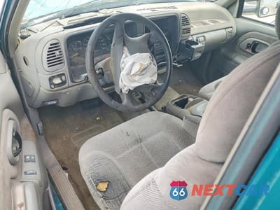 Zdjęcie 8 z 12 samochodu: 1995 GMC SIERRA K1500 VIN:2GTEK19K3S1580989 - miniatura