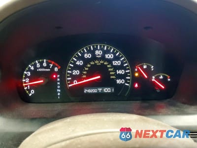 Zdjęcie 9 z 12 samochodu: 2004 HONDA ACCORD EX VIN:1HGCM566X4A037374 - miniatura