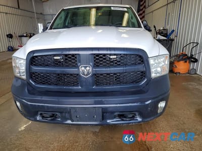 Piąte zdjęcie samochodu w środku: 2023 RAM 1500 CLASSIC TRADESMAN VIN:1C6RR7FG7PS531941 - miniatura