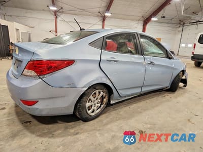 Trzecie zdjęcie samochodu z tyłu: 2014 HYUNDAI ACCENT GLS VIN:KMHCT4AE4EU707152 - miniatura