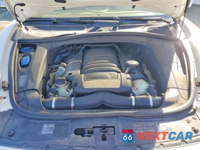 Zdjęcie 11 z 12 samochodu: 2010 PORSCHE CAYENNE S VIN:WP1AB2AP2ALA50693 - miniatura
