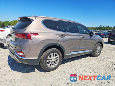 Trzecie zdjęcie samochodu z tyłu: 2019 HYUNDAI SANTA FE SEL 2.4L VIN:5NMS33AD6KH101484 - miniatura