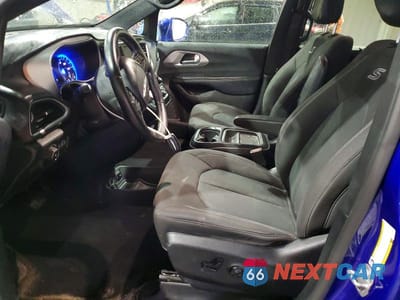 Zdjęcie 7 z 14 samochodu: 2018 CHRYSLER PACIFICA TOURING PLUS VIN:2C4RC1FG4JR306585 - miniatura