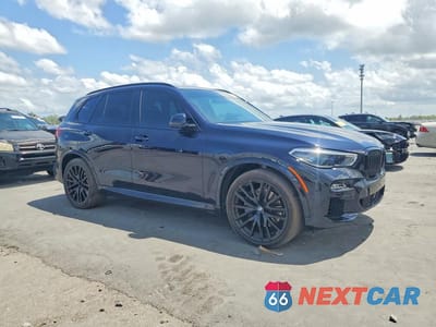 Czwarte zdjęcie samochodu z boku: 2021 BMW X5 SDRIVE 40I VIN:5UXCR4C07M9F16798 - miniatura