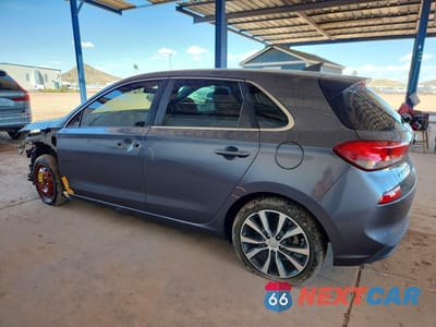 Drugie zdjęcie samochodu z przodu: 2018 HYUNDAI ELANTRA GT BASE VIN:KMHH35LE4JU030977 - miniatura