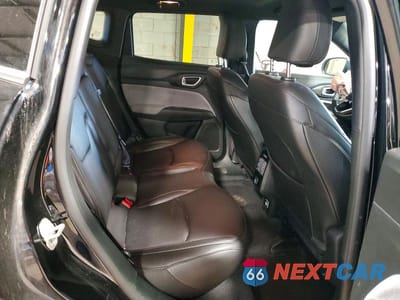 Zdjęcie 11 z 14 samochodu: 2024 JEEP COMPASS LATITUDE LUX VIN:3C4NJDFN2RT130097 - miniatura