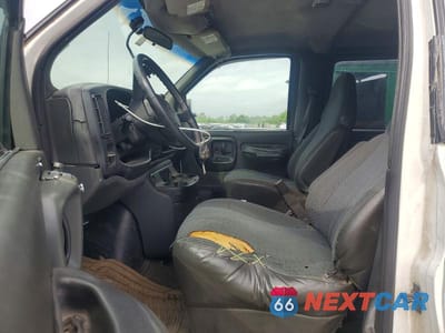 Zdjęcie 7 z 12 samochodu: 2002 CHEVROLET EXPRESS G3500 VIN:1GAHG39RX21102543 - miniatura