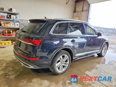 Trzecie zdjęcie samochodu z tyłu: 2021 AUDI Q7 PREMIUM PLUS VIN:WA1LJAF78MD038024 - miniatura