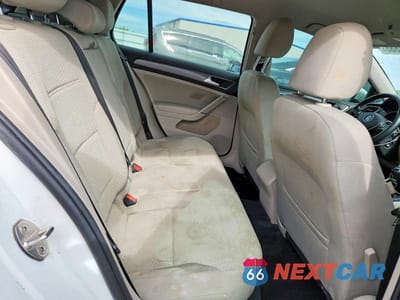 Zdjęcie 10 z 13 samochodu: 2019 VOLKSWAGEN GOLF S VIN:3VWW57AUXKM028925 - miniatura