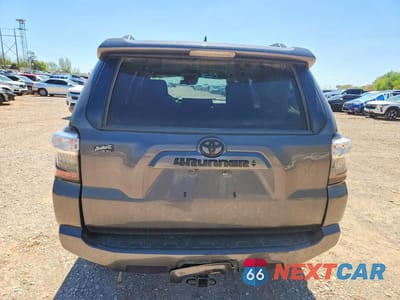 Zdjęcie 6 z 13 samochodu: 2021 TOYOTA 4RUNNER SR5 VIN:JTEMU5JR8M5909401 - miniatura