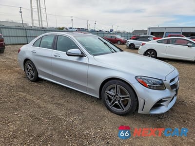 Czwarte zdjęcie samochodu z boku: 2021 MERCEDES-BENZ C 300 4MATIC VIN:W1KWF8EB9MR632973 - miniatura