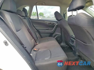 Zdjęcie 11 z 13 samochodu: 2019 TOYOTA RAV4 LE VIN:JTMH1RFVXKD041089 - miniatura