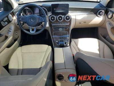 Zdjęcie 8 z 12 samochodu: 2016 MERCEDES-BENZ C 300 4MATIC VIN:55SWF4KB1GU119457 - miniatura