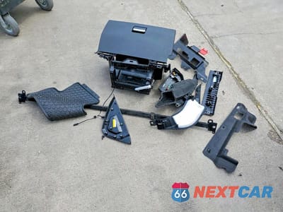 Zdjęcie 13 z 14 samochodu: 2018 LAND ROVER RANGE ROVER EVOQUE SE VIN:SALVP2RX4JH297024 - miniatura