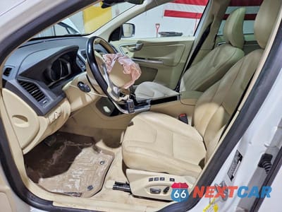 Zdjęcie 7 z 13 samochodu: 2015 VOLVO XC60 T5 PREMIER VIN:YV4612RK0F2691595 - miniatura