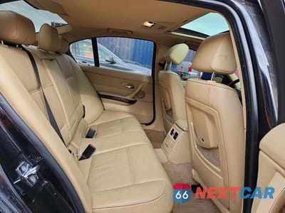 Zdjęcie 10 z 12 samochodu: 2006 BMW 330 XI VIN:WBAVD33506KV63871 - miniatura
