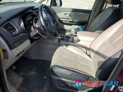 Zdjęcie 7 z 13 samochodu: 2019 KIA SEDONA VIN:KNDMB5C10K6504111 - miniatura