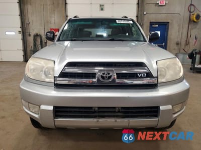 Piąte zdjęcie samochodu w środku: 2005 TOYOTA 4RUNNER SR5 VIN:JTEBT14R350050828 - miniatura