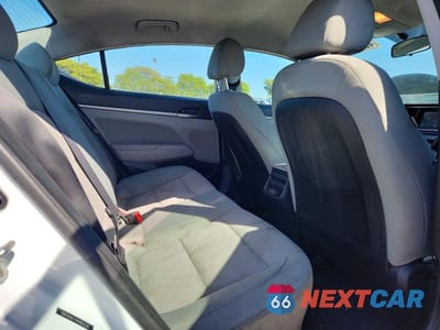 Zdjęcie 10 z 12 samochodu: 2017 HYUNDAI ELANTRA SE VIN:5NPD84LF7HH065234 - miniatura