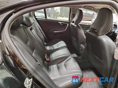 Zdjęcie 10 z 11 samochodu: 2015 VOLVO S60 PREMIER VIN:YV140MFKXF1341436 - miniatura