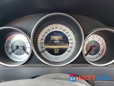 Zdjęcie 9 z 11 samochodu: 2013 MERCEDES-BENZ C 250 VIN:WDDGF4HB5DA797846 - miniatura