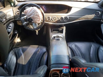 Zdjęcie 8 z 13 samochodu: 2018 MERCEDES-BENZ S 63 AMG 4MATIC VIN:WDDUG8JB5JA384631 - miniatura