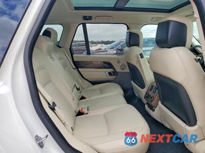 Zdjęcie 11 z 13 samochodu: 2018 LAND ROVER RANGE ROVER HSE VIN:SALGS2SV7JA395621 - miniatura