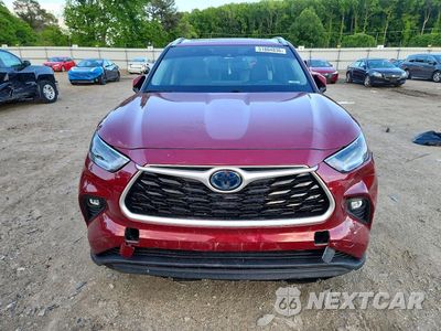 Piąte zdjęcie samochodu w środku: 2021 TOYOTA HIGHLANDER HYBRID XLE VIN:5TDGARAH1MS507805 - miniatura