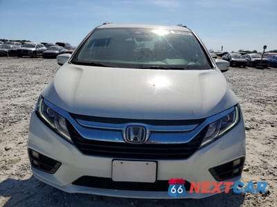 Piąte zdjęcie samochodu w środku: 2019 HONDA ODYSSEY EXL VIN:5FNRL6H7XKB099515 - miniatura