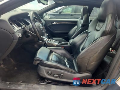 Zdjęcie 7 z 13 samochodu: 2011 AUDI S5 PREMIUM PLUS VIN:WAUGVAFR6BA063125 - miniatura