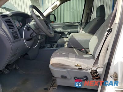 Zdjęcie 7 z 13 samochodu: 2008 DODGE RAM 1500 ST VIN:1D7HA18218S591313 - miniatura