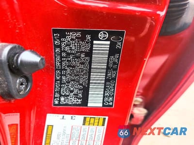 Zdjęcie 13 z 13 samochodu: 2013 TOYOTA PRIUS V FIVE VIN:JTDZN3EU7D3269428 - miniatura
