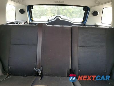 Zdjęcie 10 z 13 samochodu: 2013 TOYOTA FJ CRUISER BASE VIN:JTEBU4BF4DK163617 - miniatura