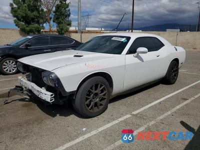 2013 DODGE CHALLENGER SXT 2C3CDYAG4DH693821 - główne zdjęcie licytacji z USA - miniatura