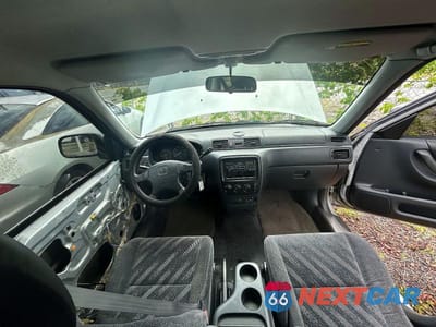 Zdjęcie 9 z 14 samochodu: 2000 HONDA CR-V LX VIN:JHLRD2843YC005298 - miniatura